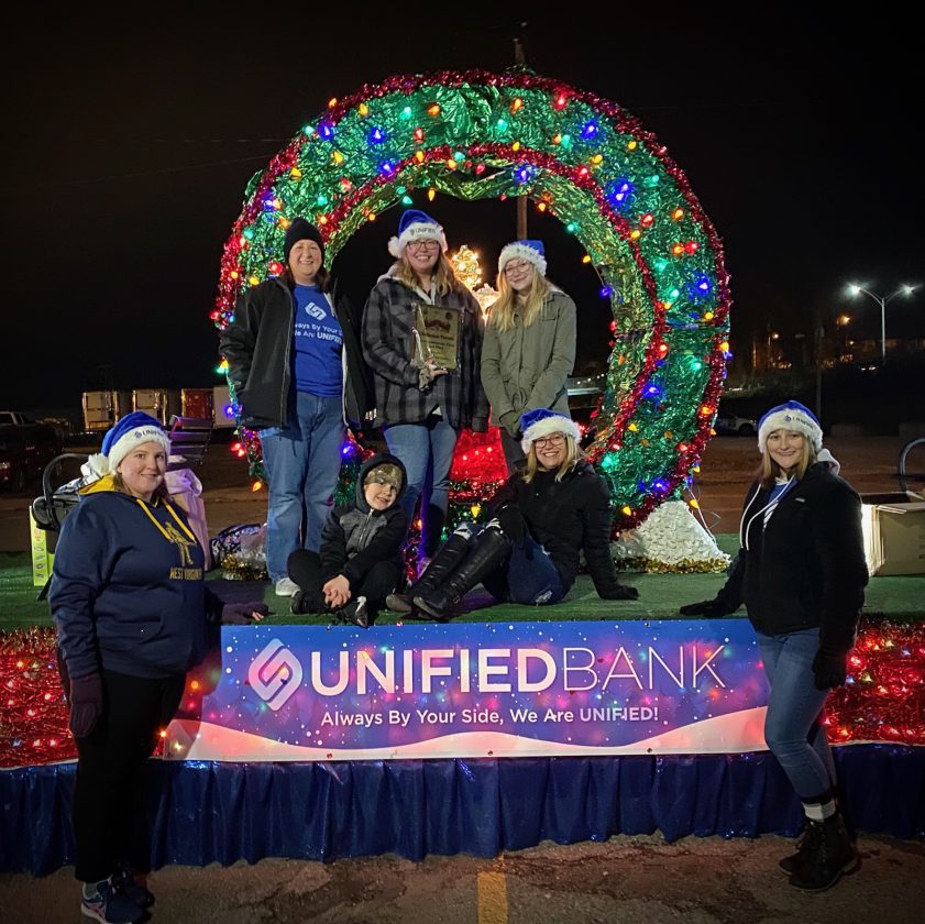 Martins Ferry prepares for Christmas parade News, Sports, Jobs The